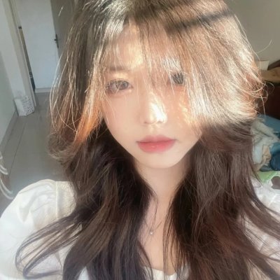 公园里的女孩